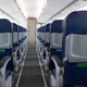 Imagen para el artículo titulado Una azafata explica por qué nunca deberías guardar tus cosas en el bolsillo del asiento delantero del avión